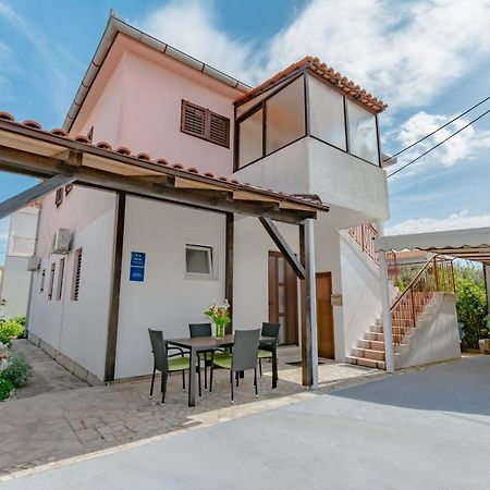 Apartments Vitorio ザダル エクステリア 写真